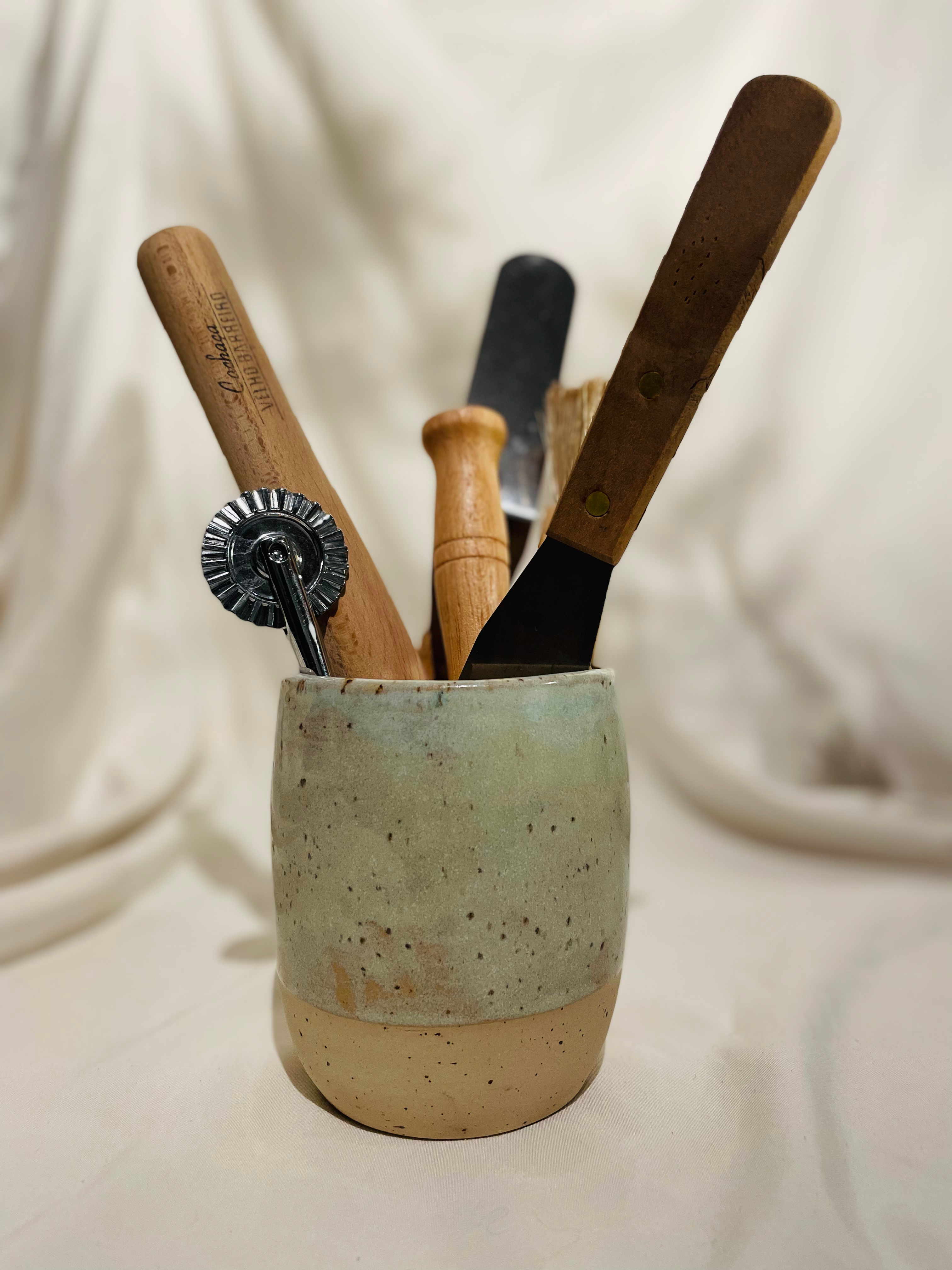 cuttlery holder