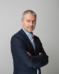 Emmanuel Schalit, CEO, AYRO - wearing ablue sporst jacket