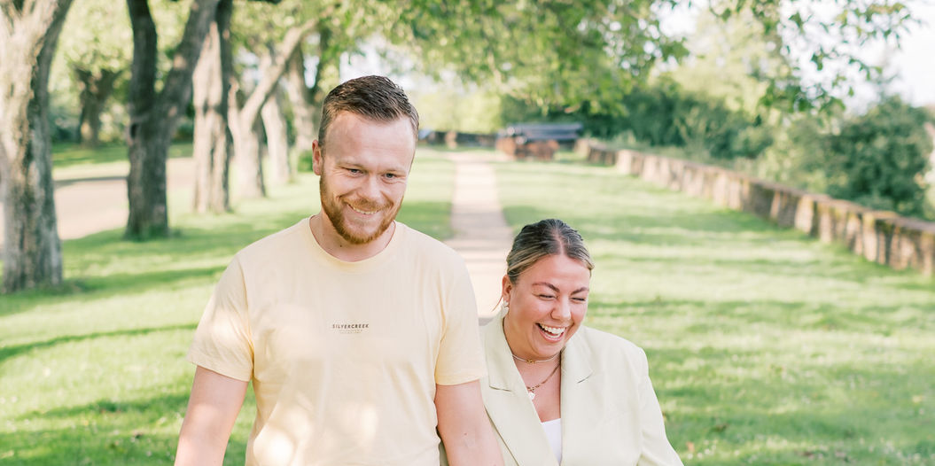 Familiefotograaf, familiefotoshoot, betuwe fotograaf, gezinsfoto, zwangerschapsfotoshoot, familiefoto