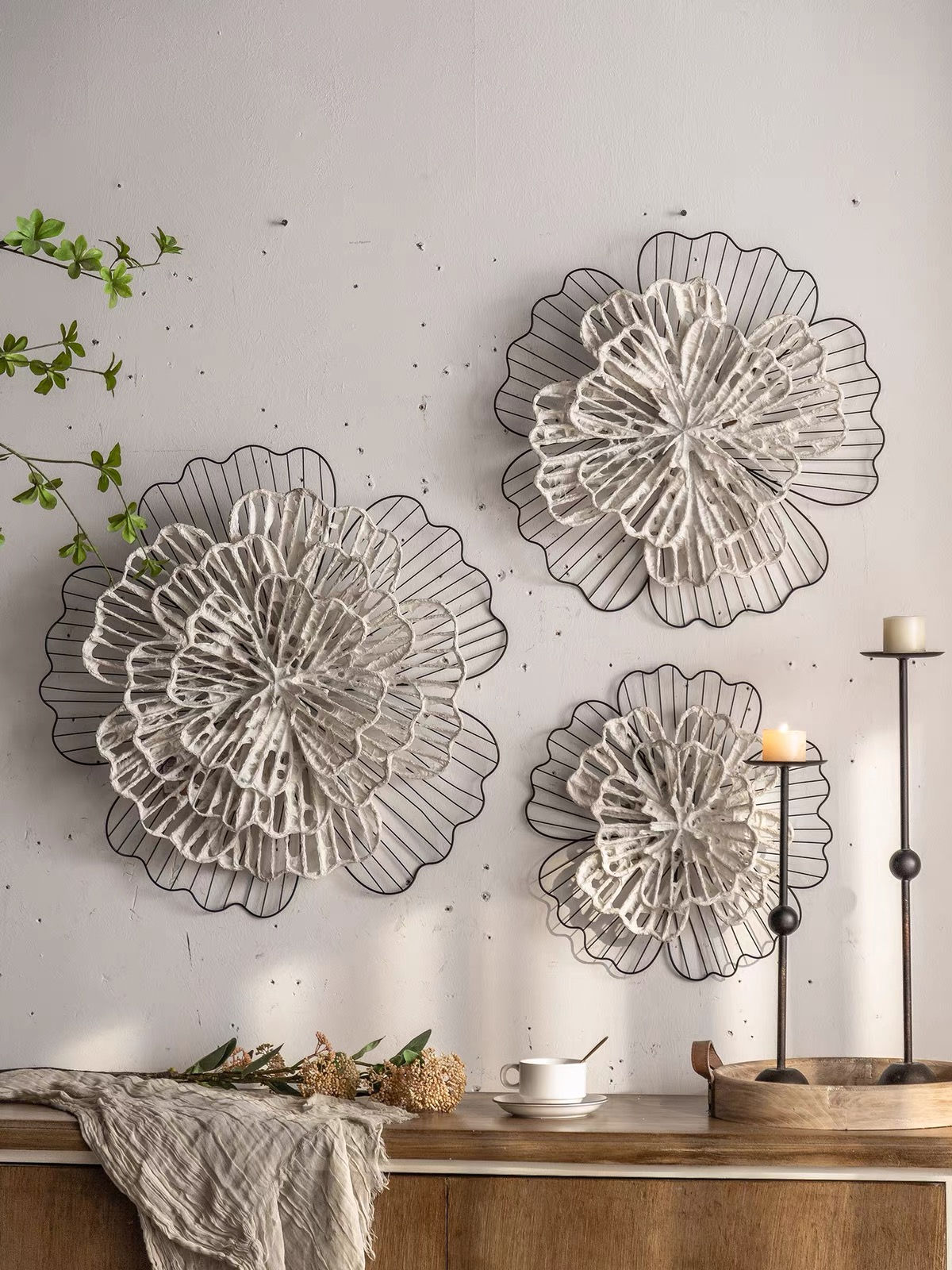 Metal Flower Wall Decor Set of 3, 3D Silver Floral Wall Art for Living Room