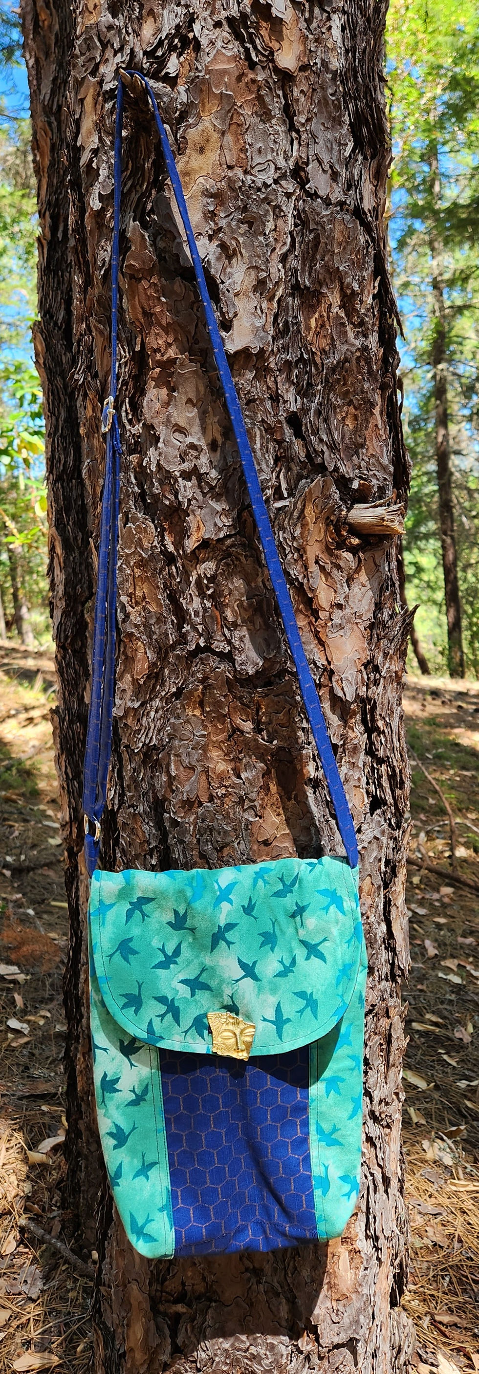 Thumbnail: Birds and Honey Comb Cross Body Bag