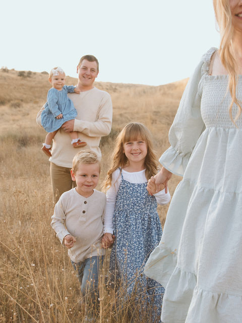 Boise Family Photography clients walking in Boise foothills