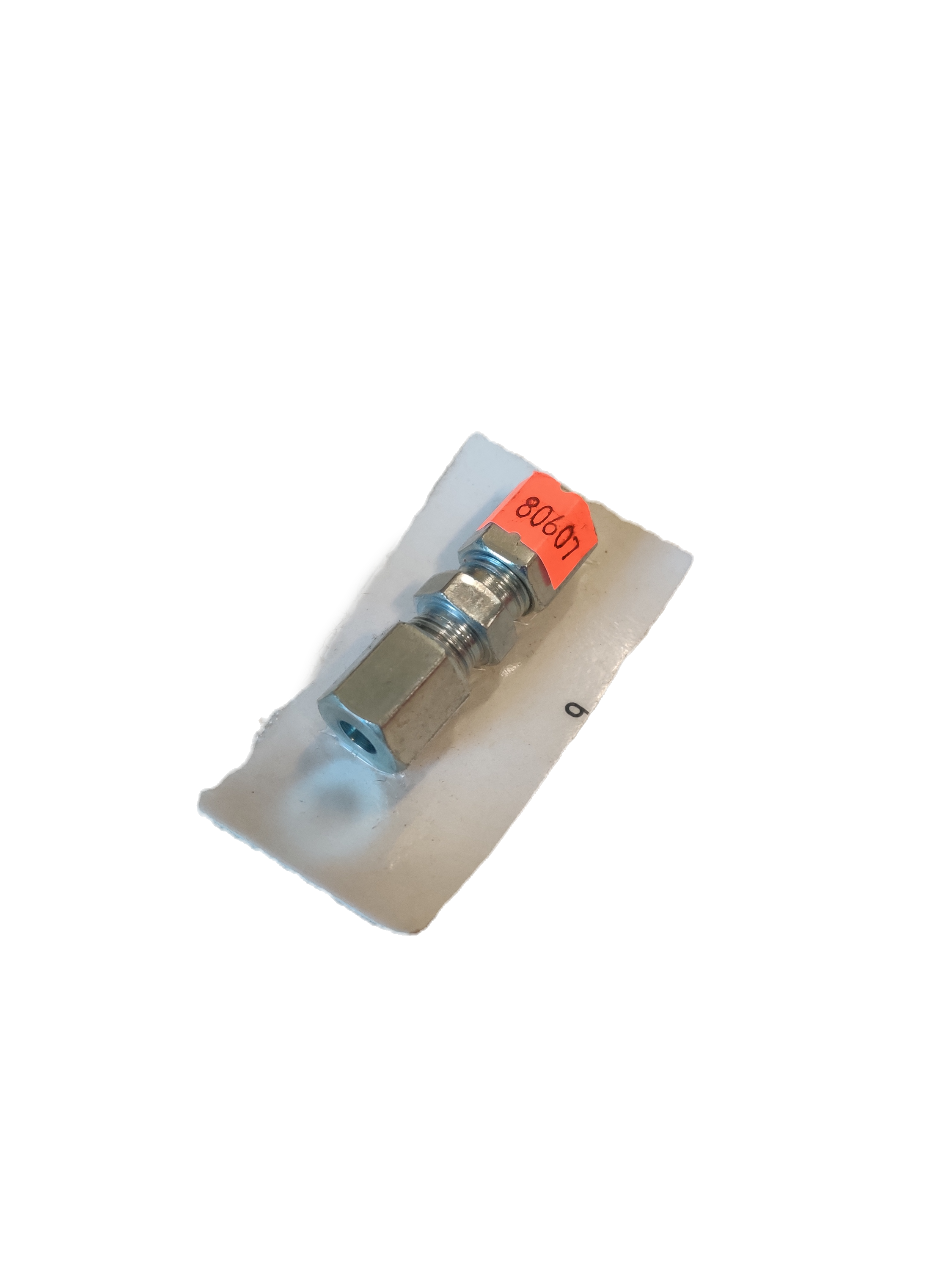 Vamzdelių sujungimas metalinis užsukamas 6 BLH