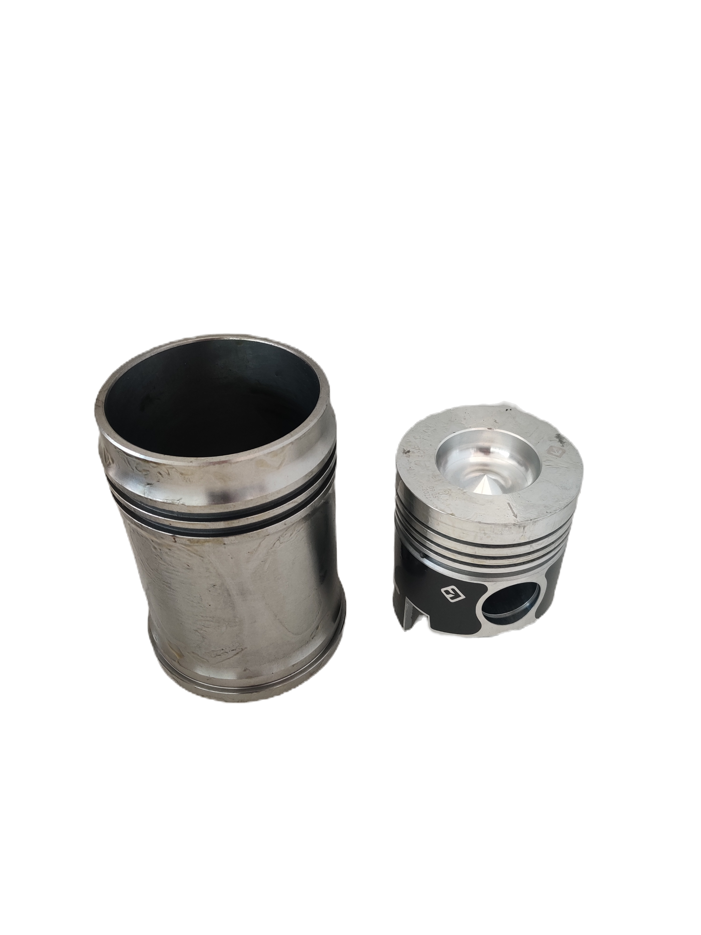 Stūmokliu grupė g/s dvigatel SMD-60.1000101