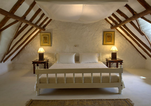 Bulloch Main House - Upstairs Room 2 005.jpg