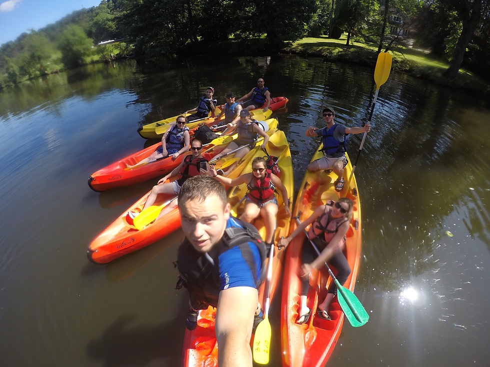 Cohésion kayak à Clécy dans l'Orne pour le M-A Club