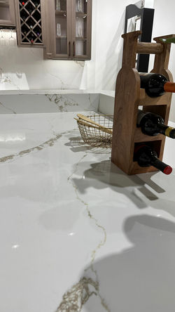 Quartz Calacatta Gold