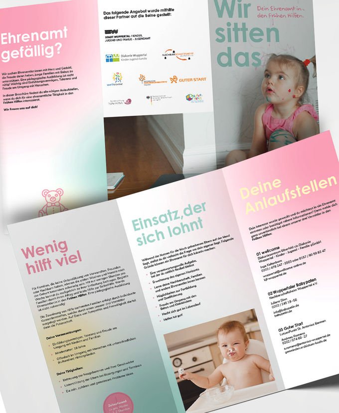 Flyer für die Frühen Hilfen des Jugendamt Wuppertal.