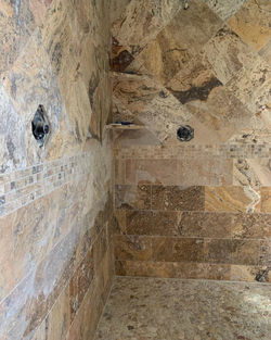 Marble shower, travertine