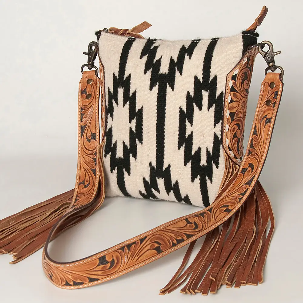 AD Black&White Aztec Cross Body