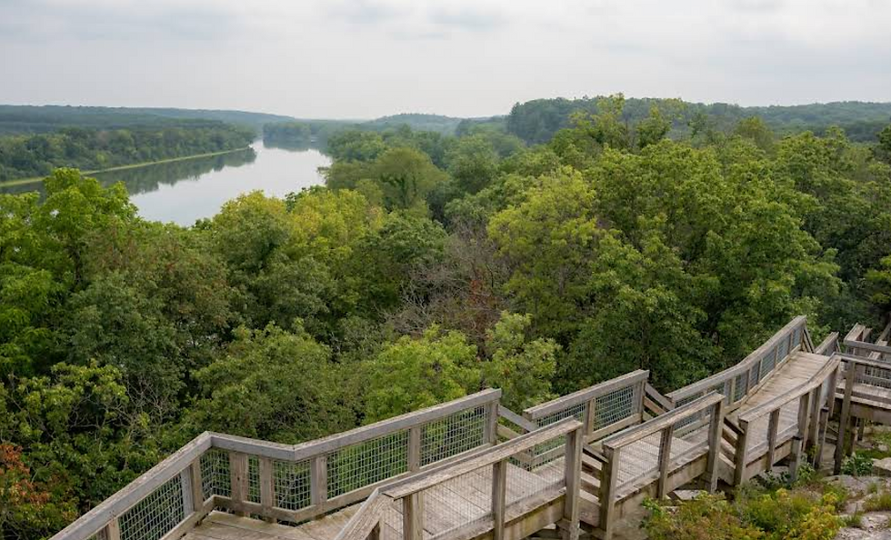 Castle Rock Scenic Overlook.png