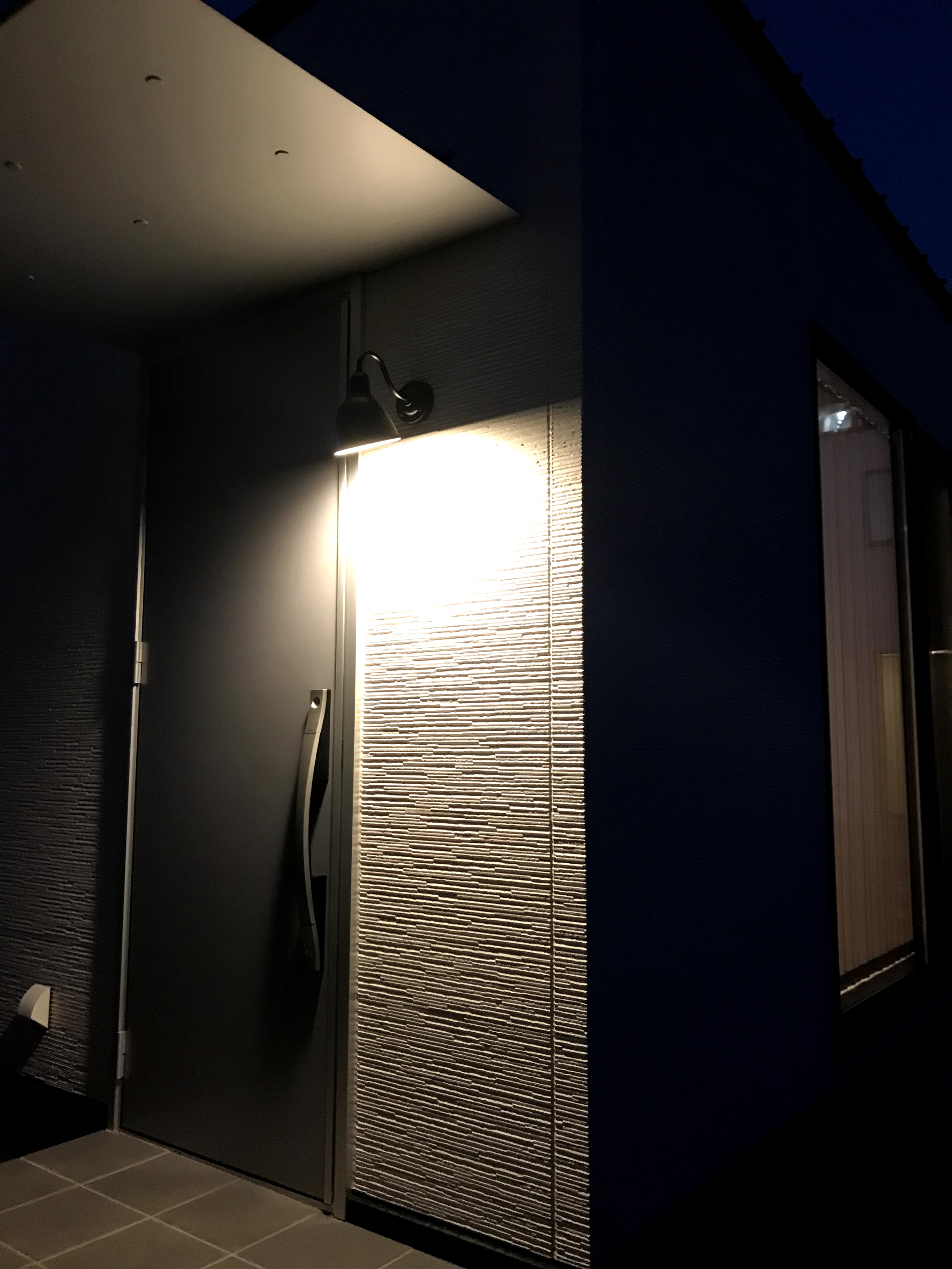 outsidedoor