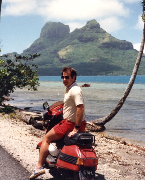 13-Traveler on Tahiti.jpg