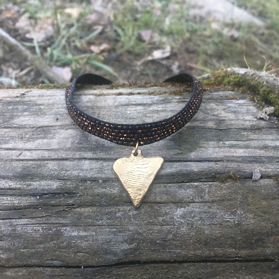 Thumbnail: Triad on copper ribbon choker