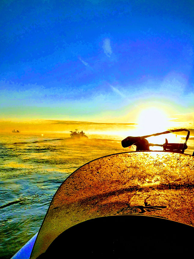 boatsun.JPG