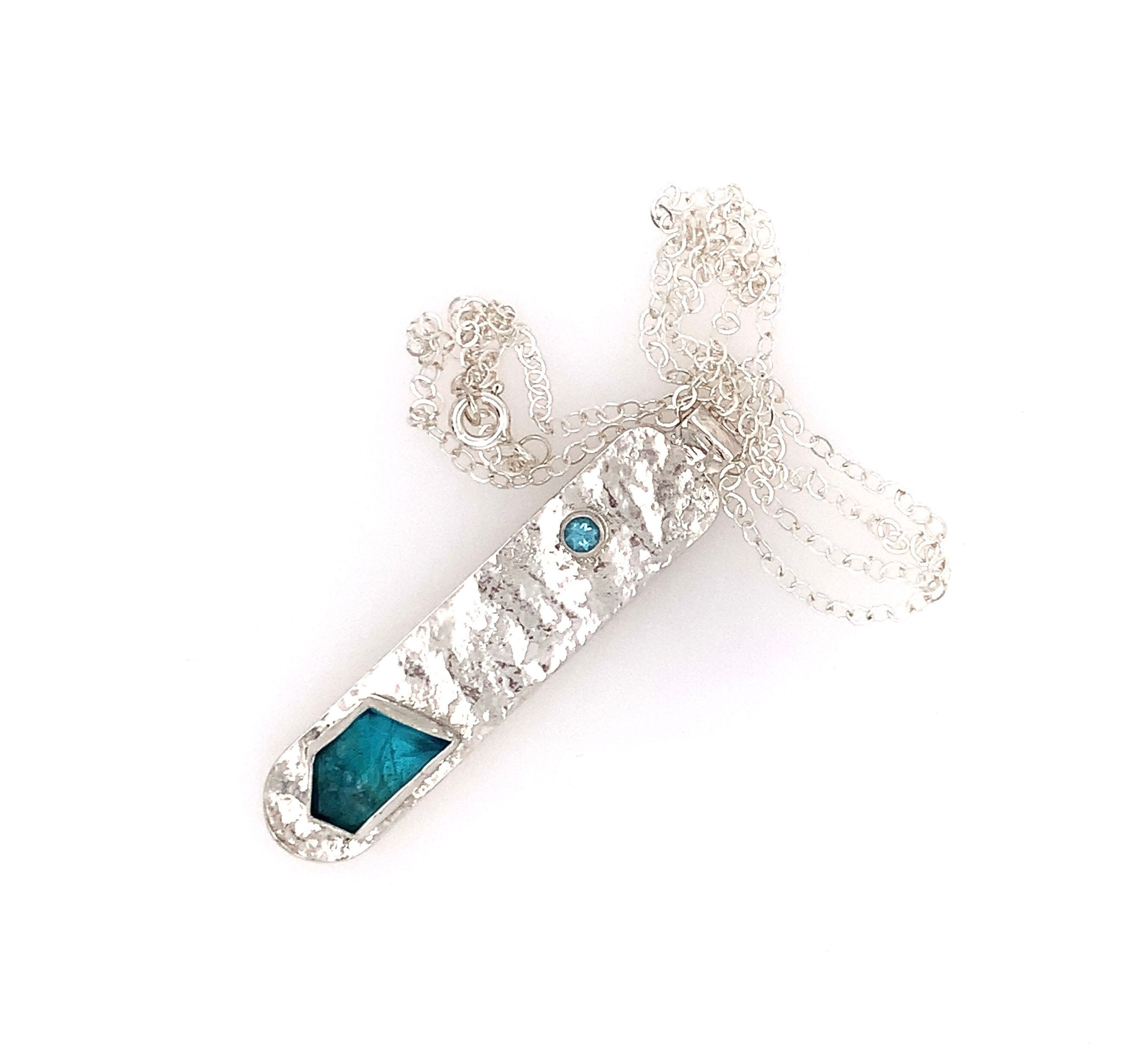 Sterling Silver Pendant Rosecut Apatite