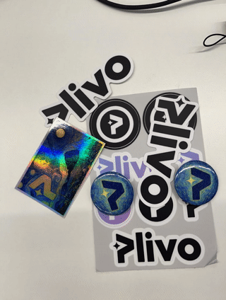 u9485126956_httpss.mj.runZ6asAwElfRE_minimal_motion_on_only_t_157bceeb-3586-48c8-ac7d-15cc