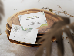 Laetitia Boulet Wild Communication  Maquette De Carte De Visite sur bois avec fleurs séchés