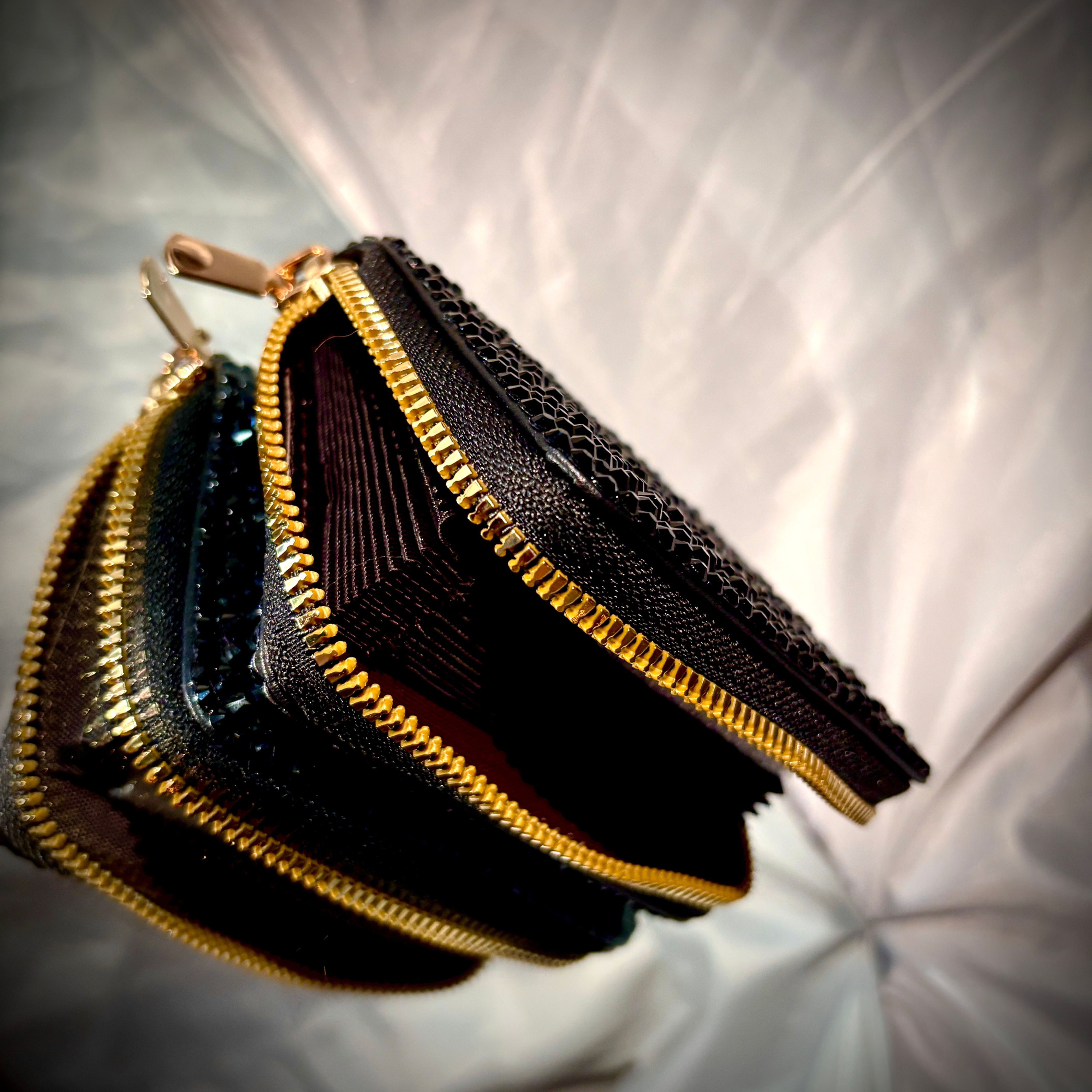 Black crystallised card purse