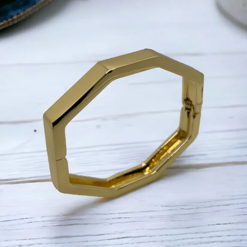 Thumbnail: Stylish Octagon Bracelet