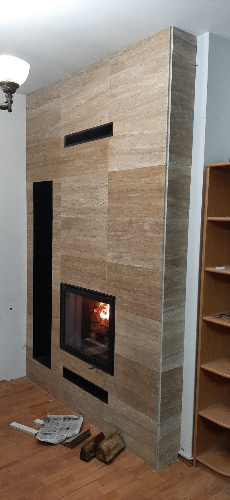Kamini sa ravnim lozistem E14
