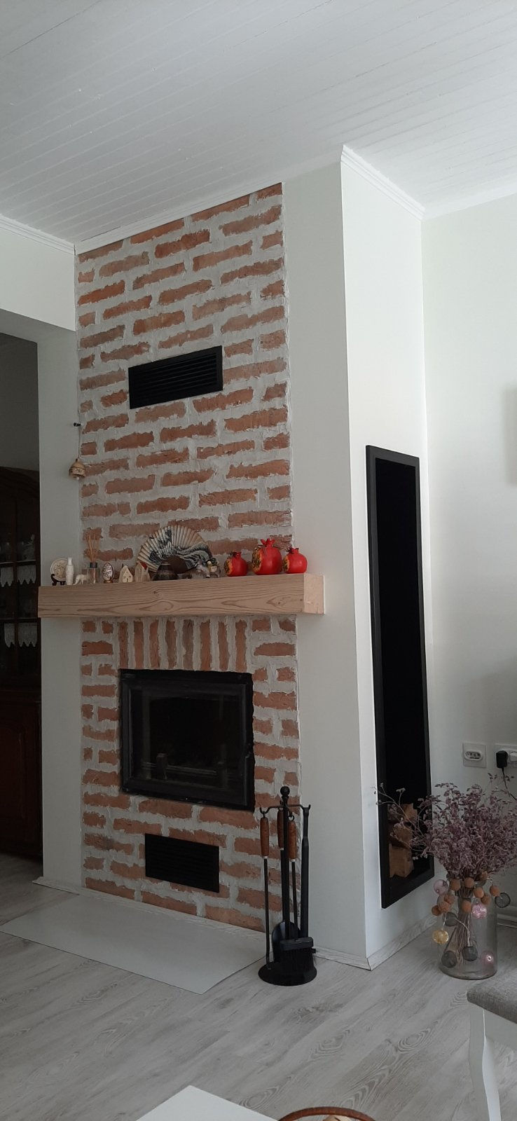 Kamini sa ravnim lozistem B11