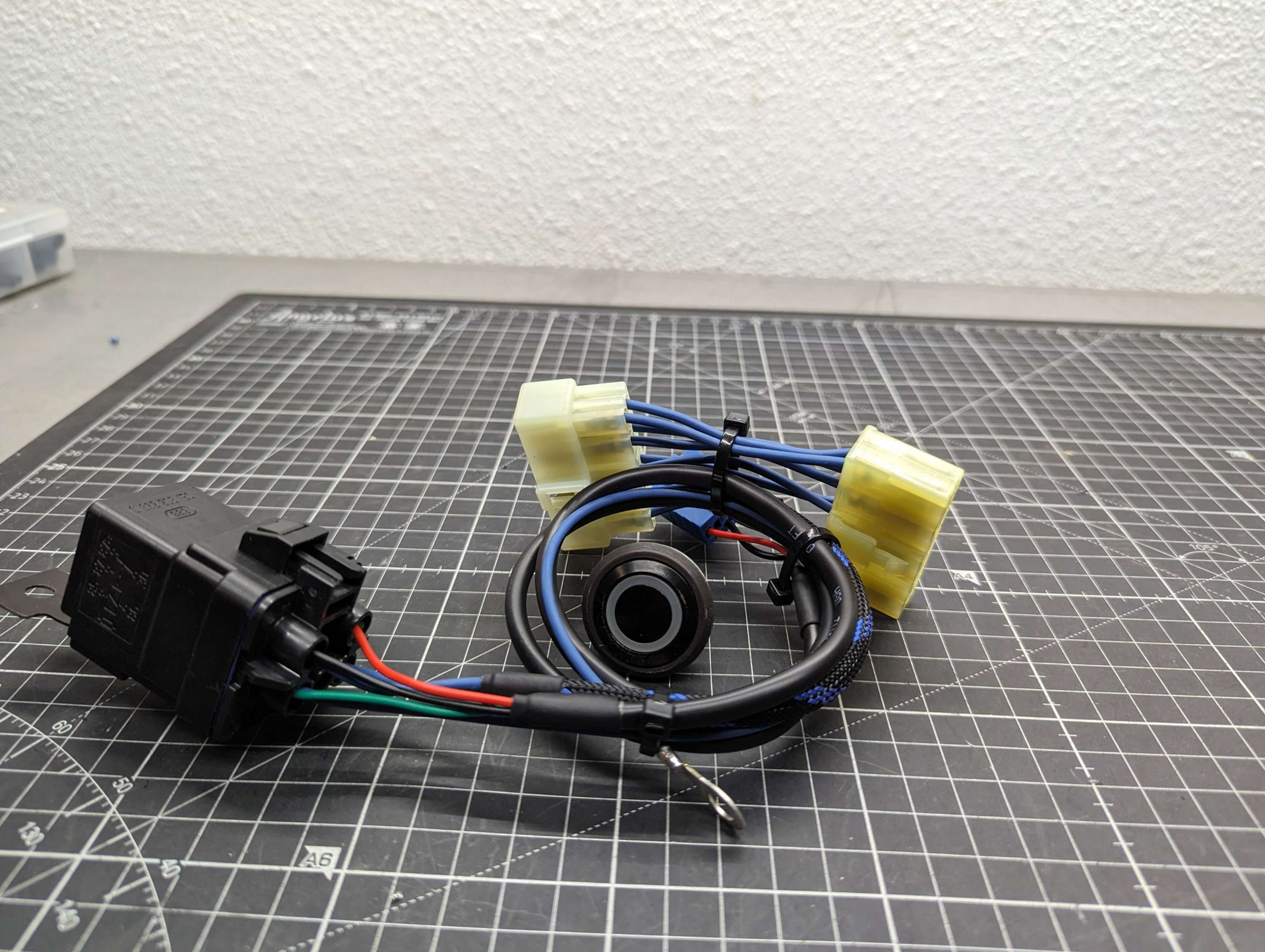 CRESSIDA MX83 BLACK METAL LED