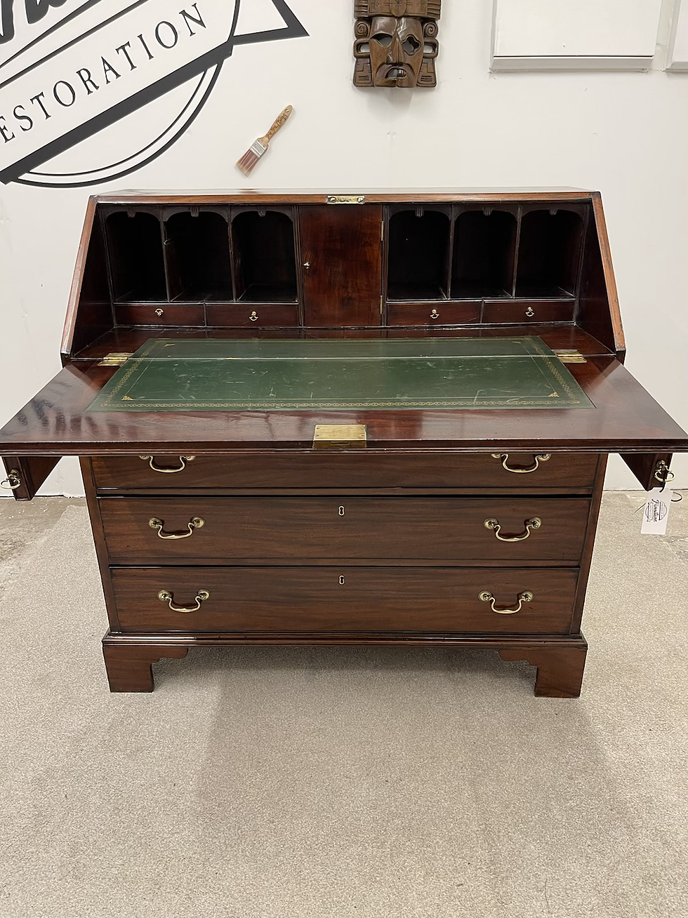 Thumbnail: Large Georgian Mahogany Bureau 