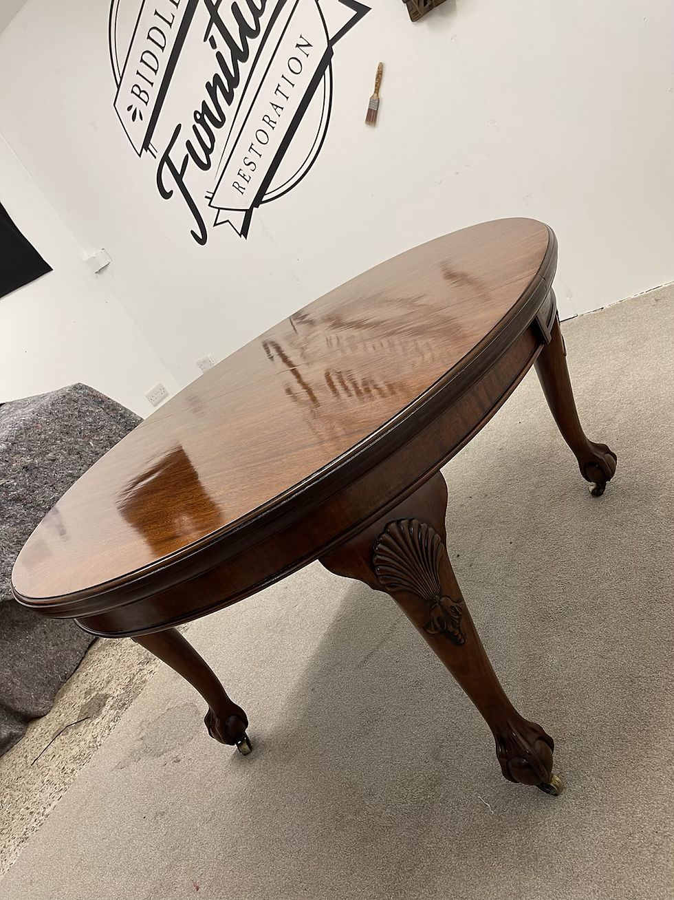 Thumbnail: Victorian Mahogany Claw & Ball Extending Dining Table 