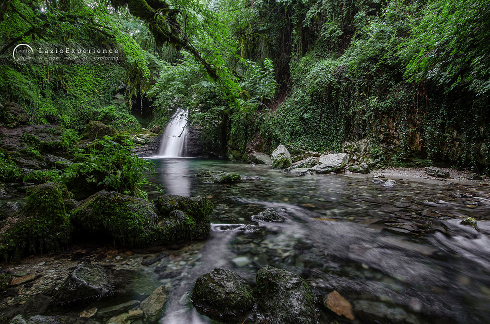 Cascata di Trevi nel Lazio e Area archeologica 03.JPG