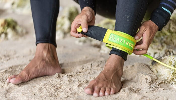 תמונה ממוזערת: רצועת רגל ליש לגלשן גלים אזטרון דגם 6.0 SURF LEASH