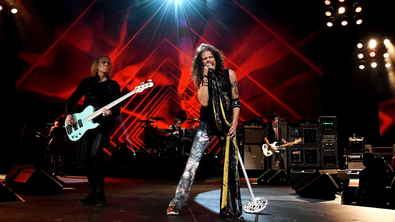 Steven Tyler performing with Aerosmith