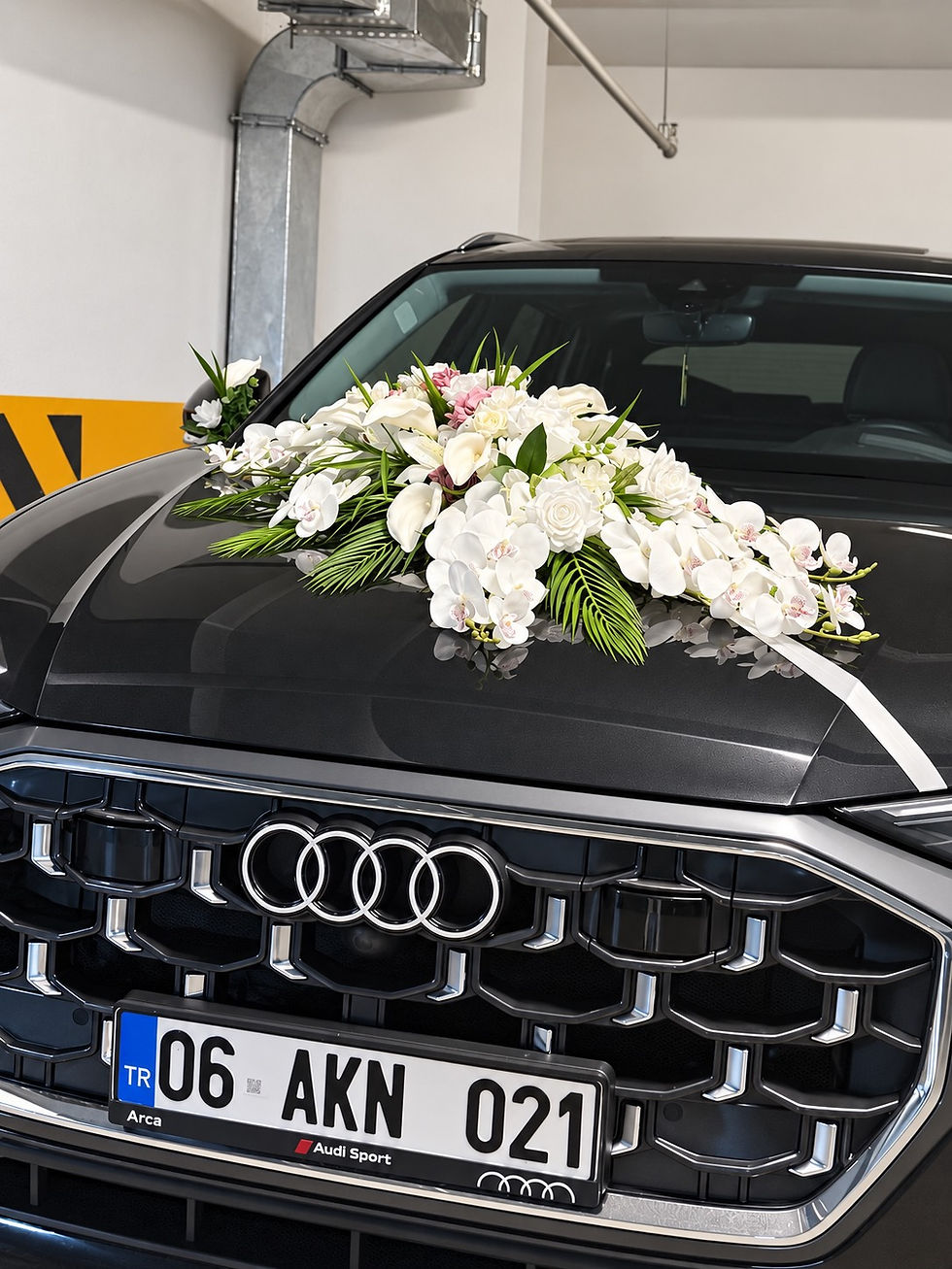 Bride & Groom — Gelin Arabası Çiçek Süslemesi Seti