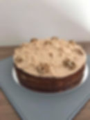 LARGE SHARING CAKES