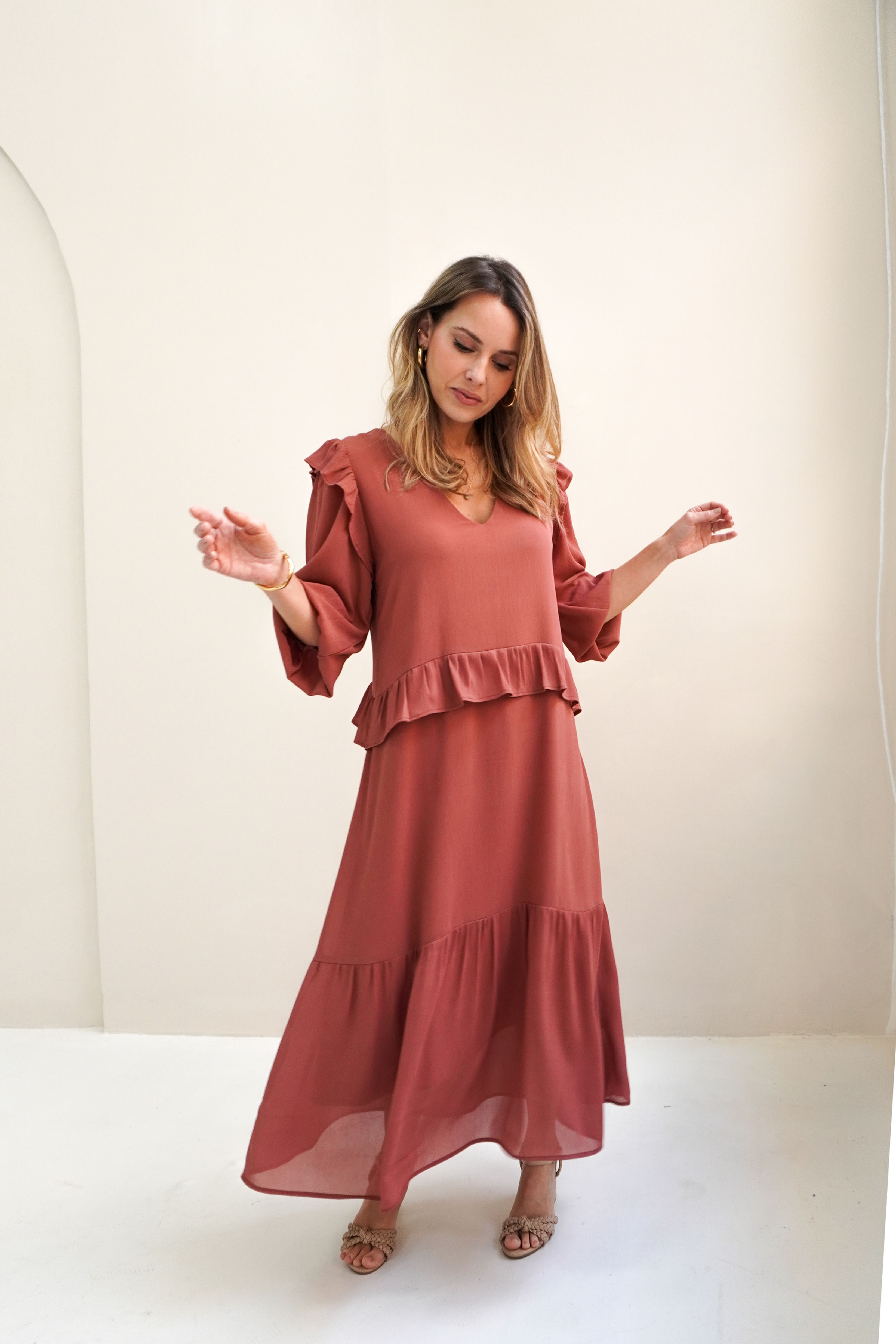 Vestido MAGNOLIA midi soltinho 2 lados manga 3/4 - Rosa Vintage