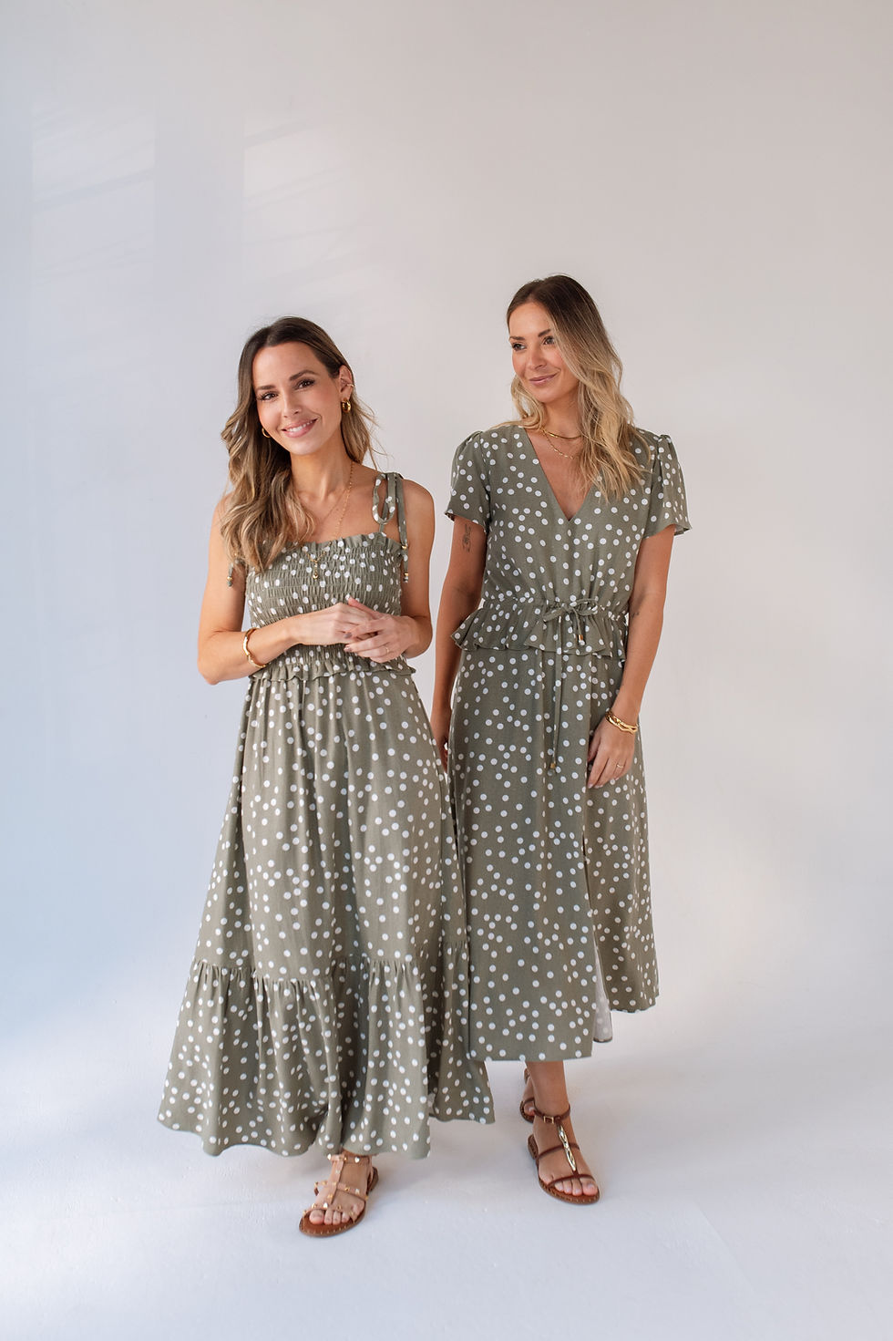 Miniatura: Vestido ANDY midi de alcinha - Poa Verde Oliva