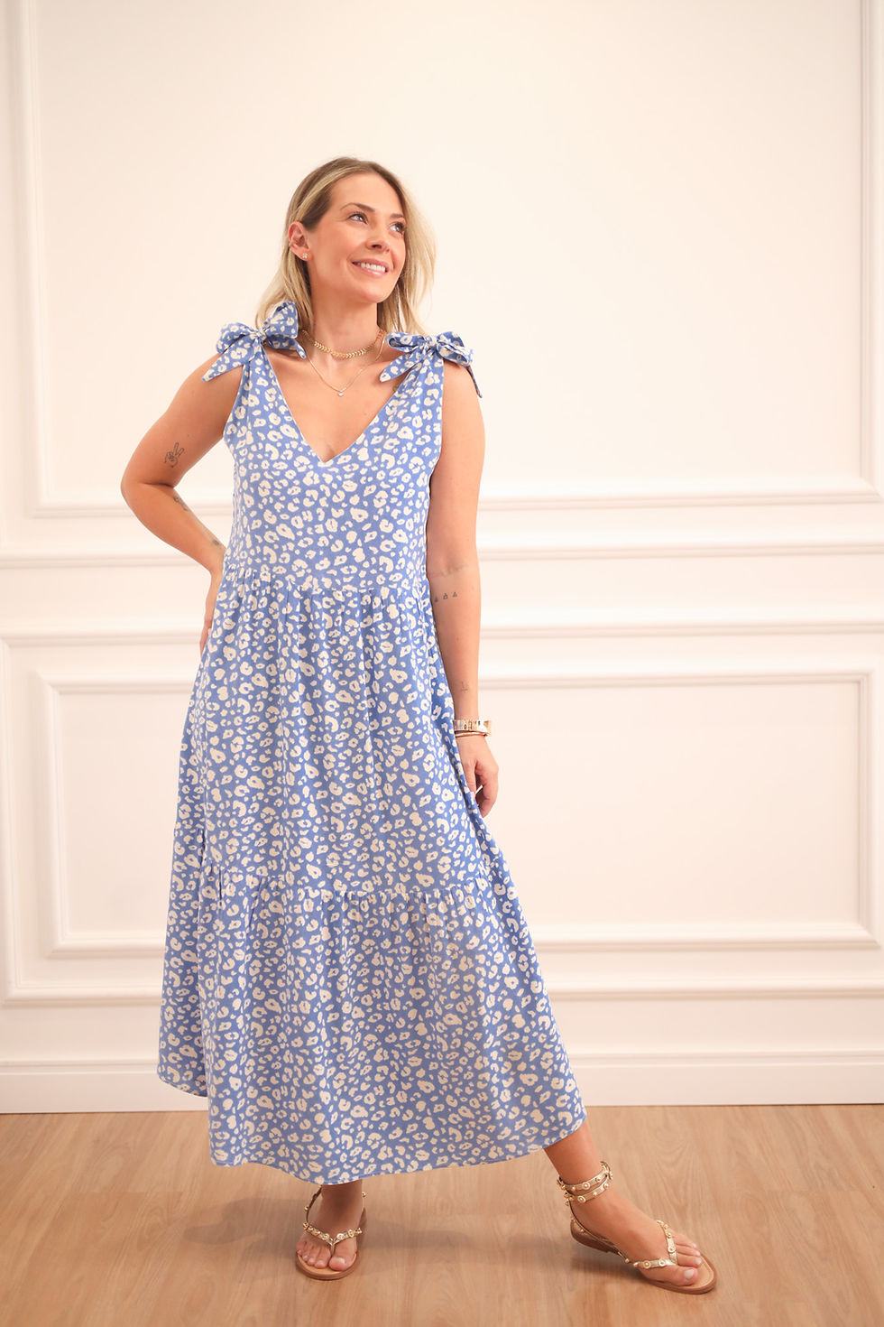 Miniatura: Vestido RUTH midi soltinho 2 lados - Viscose oncinha azul claro
