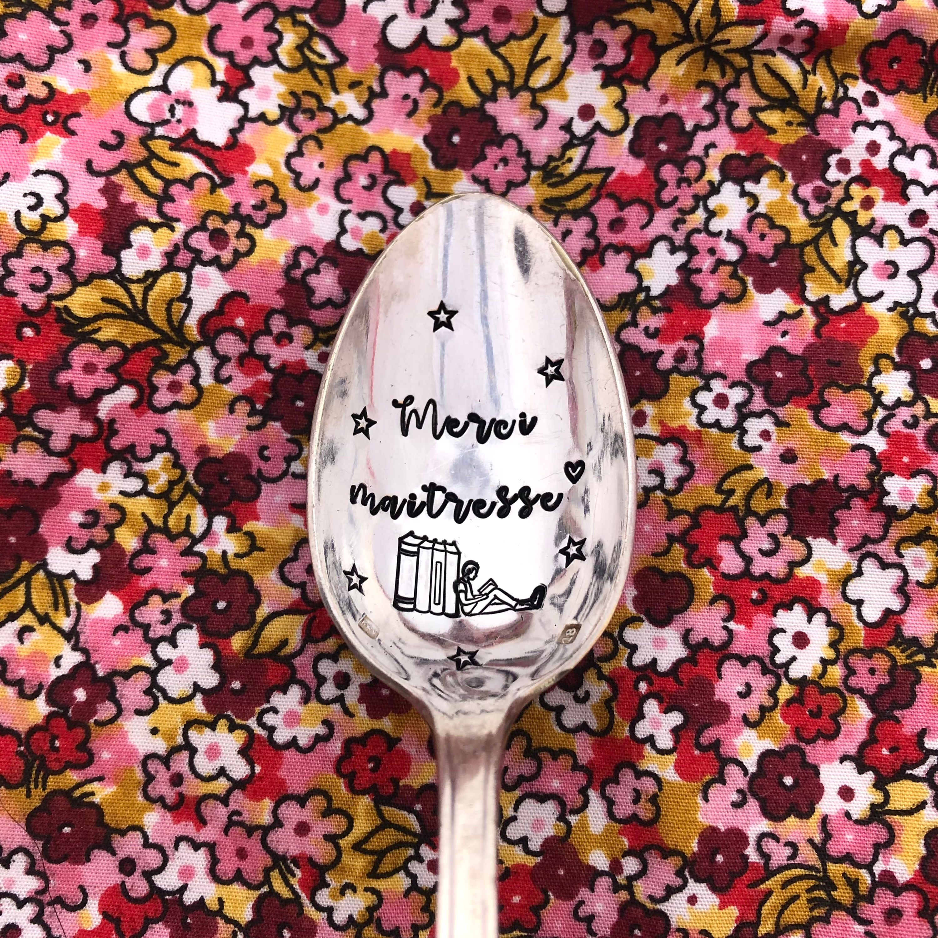 Cuillère lecture "Merci + nom au choix"