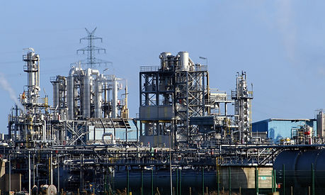Industrial refinery complex
