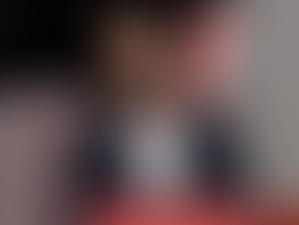 Investigado por beijo, presidente da federação espanhola renuncia