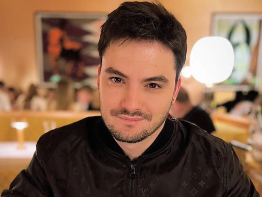 Youtuber Felipe Neto é processado por adolescente por danos morais e materiais