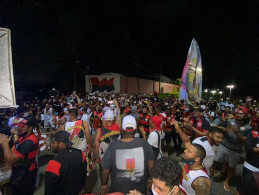 Torcida do Vitória protesta contra atual gestão do clube