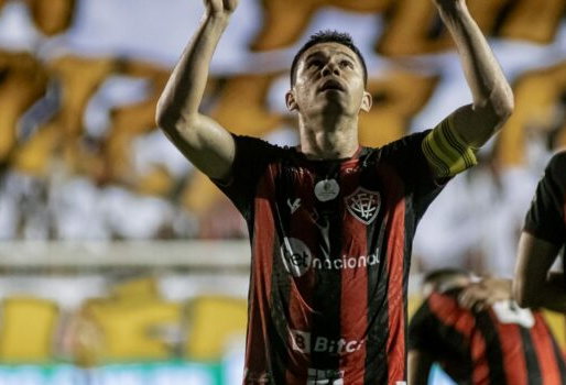 Vitória vence Novorizontino e está de volta ao G-4
