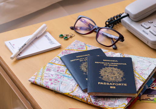 Cresce em 113% na validação de documentos em cartório para viver no exterior