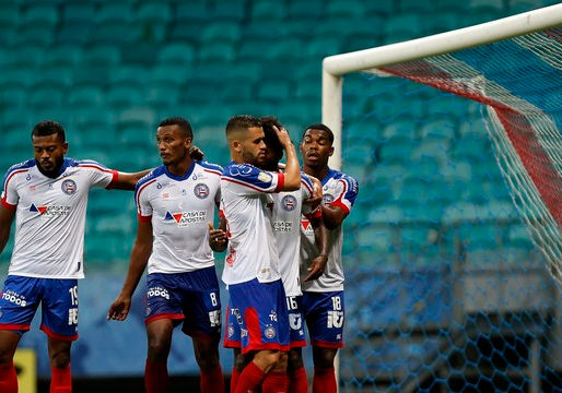 Bahia derrota Doce Mel e vence a primeira no Campeonato Baiano