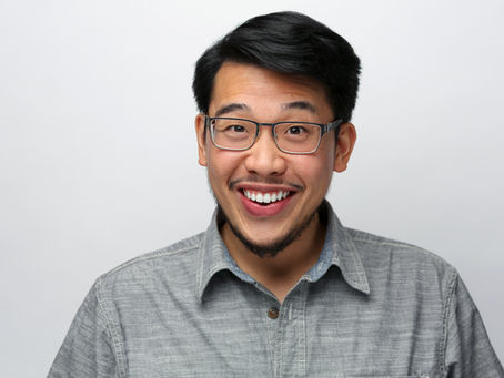5 Ways to Use a Professional Headshot in Marketing