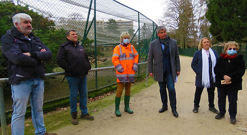 TRVA BASSIN NOUELLE ET QUAI GAMBETTA FEV 02 (2).JPG