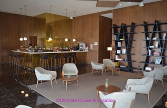 Excellence Club Lounge, Excellnce El Carmen