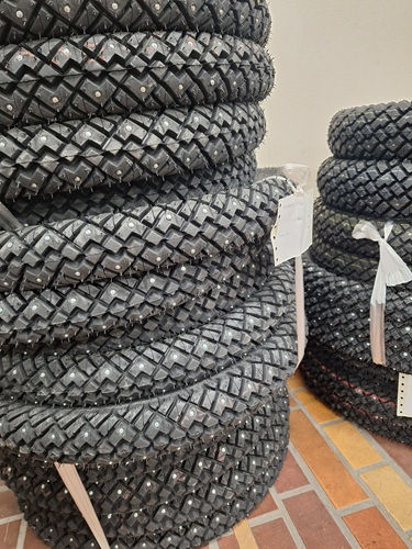 原付用スパイクタイヤ