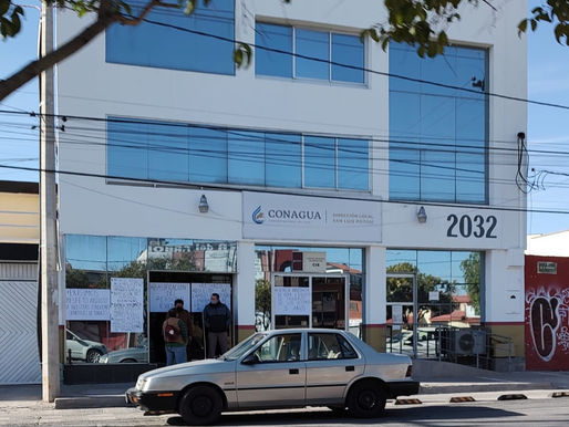 Burócratas federales bloquean acceso a Delegación de CONAGUA